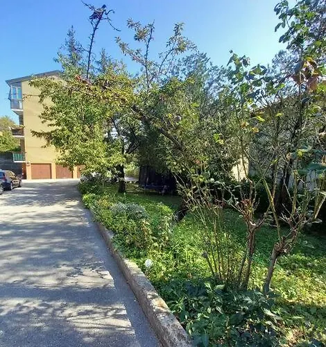 Casa Stadium アパート *